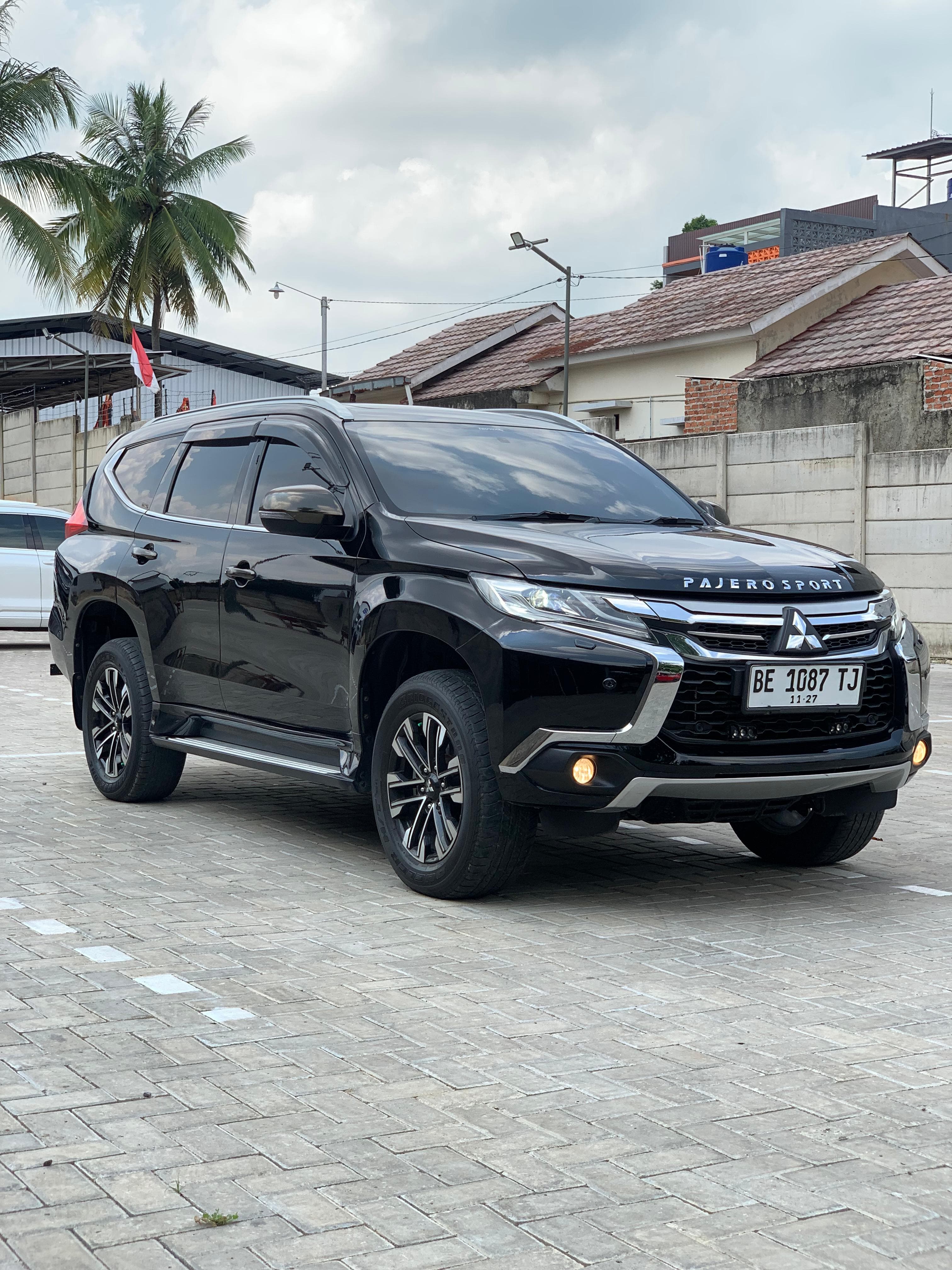 Koleksi kendaraan premium 1